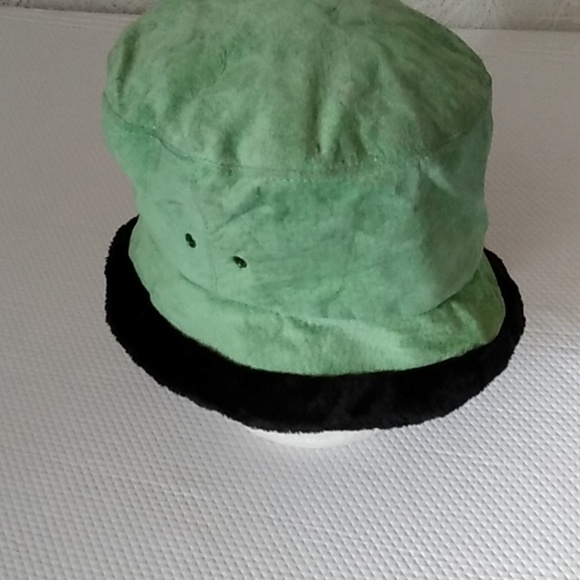 Eric Javits Waterproof Hat - Picture 3 of 7